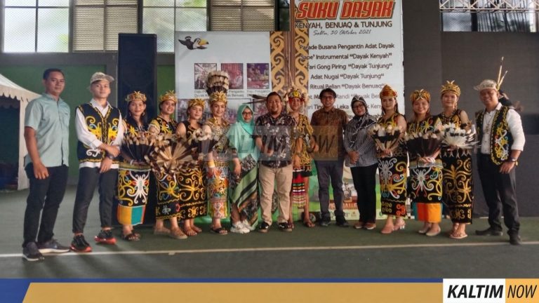 Lewat Festival Dispar Kukar Kenalkan Budaya Adat Istiadat Suku Dayak