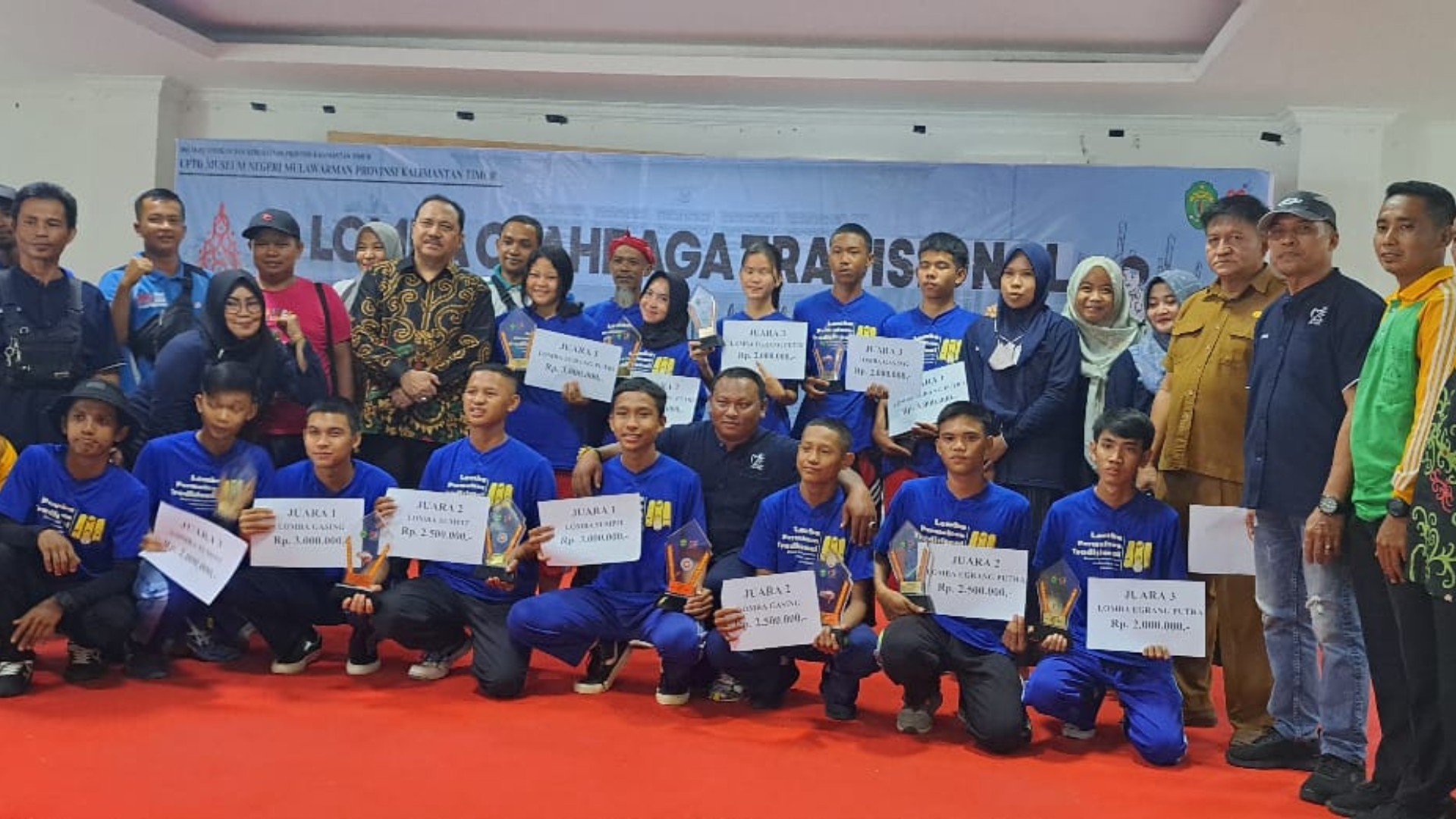 Foto : Para Pemenang Lomba Permainan Tradisional Museum Mulawarman. Sumber Foto : Kaltimnow.id