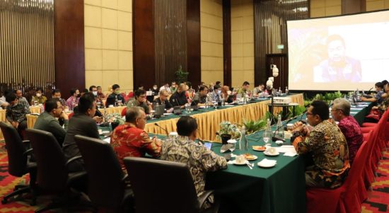 Pansus RTRW menggelar Rapat Kerja (Raker) bersama sejumlah Organisasi Perangkat Daerah (OPD) Provinsi dan Kabupaten/Kota se-Kalimantan Timur (Kaltim). Sumber: IST