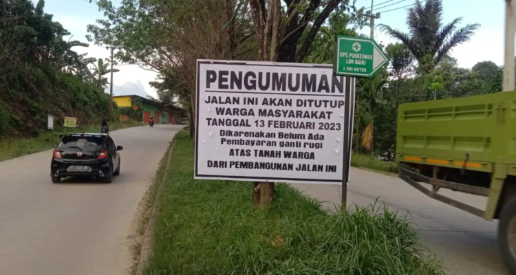 Foto : Himbauan Jalan Ring Roang Samarinda Ditutup oleh Pemilik Tanah. Sumber Foto : Istimewa.