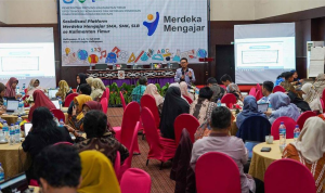 Foto : Sosialisasi Tentang Penggunaan Platform Merdeka Mengajar, di Hotel Horison Sagita Balikpapan. Sumber : Kaltimnow.id Foto : Sosialisasi Tentang Penggunaan Platform Merdeka Mengajar, di Hotel Horison Sagita Balikpapan. Sumber : Kaltimnow.id
