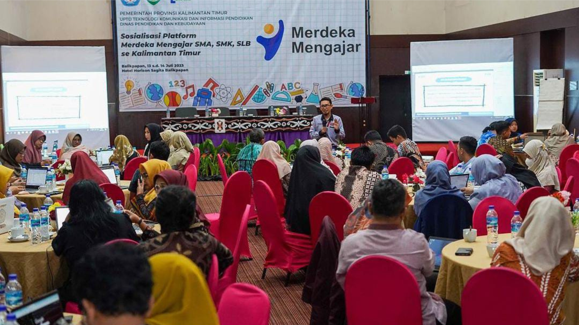 Foto : Sosialisasi Tentang Penggunaan Platform Merdeka Mengajar, di Hotel Horison Sagita Balikpapan. Sumber : Kaltimnow.id