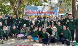 Foto : SMAN 16 Samarinda dalam perayaan kegiatan Family Gathering. Sumber : Kaltimnow.id