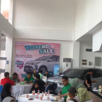 Foto : Weekend Sale Daihatsu TMS Samarinda di Jalan Sirad Salman. Sumber : Kaltimnow.id