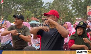 Meriahkan HUT TNI ke-78, Bupati Kukar Senam Bersama Warga Sebulu