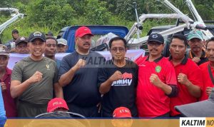 Bupati Kukar hadiri langsung penyerahan bantuan peralatan pertanian dan perikanan di Kecamatan Sebulu