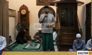 Bupati Kukar Beri Bantuan Rp150 Juta saat Safari Subuh di Masjid Al-Ikhlas