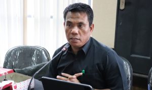Ketua Pansus Raperda Pajak, Rusman Ya'qub