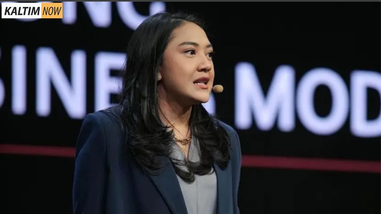 Foto : Putri Tanjung Saat Mengisi Acara. Sumber Foto : Istimewa.