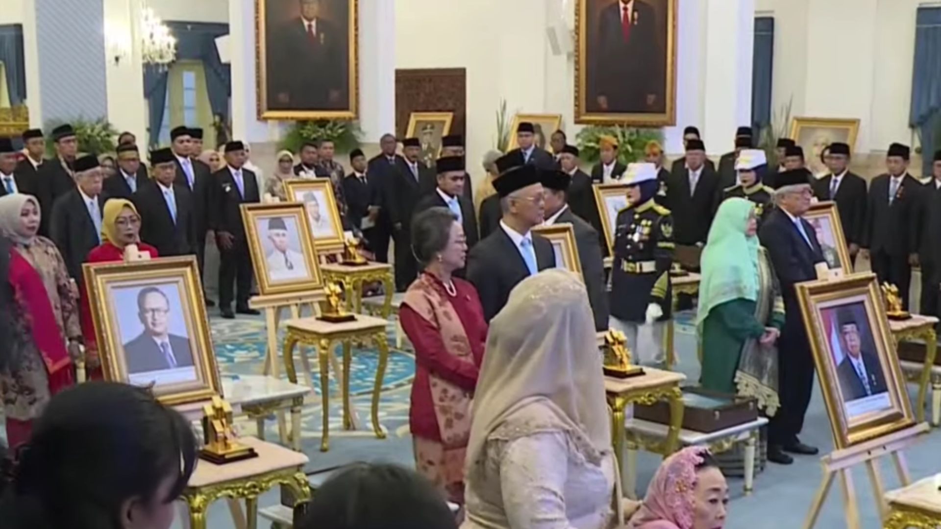 Foto: 10 Daftar Nama Penerima Gelar Pahlawan Nasional yang Diberikan oleh Presiden Prabowo. Sumber: Istimewa.