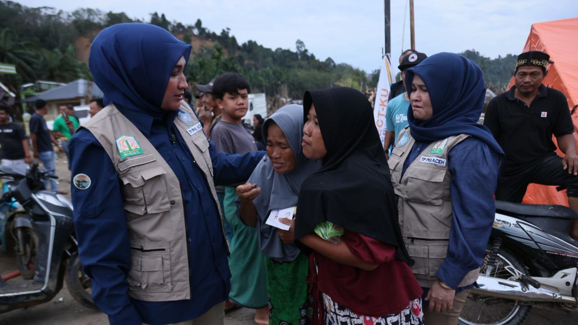 Foto: Siti Nurhaliza Kirim Bantuan Tiga Truk untuk Korban Banjir–Longsor Aceh. Sumber: Istimewa.