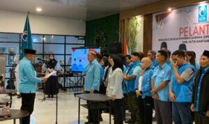 Foto: Pelantikan DPD Partai Gelora Kabupaten Kutai Kartanegara di Tenggarong. Sumber: Ant