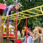 Foto: Ilustrasi anak-anak sedang bermain di taman. Sumber: Istimewa.