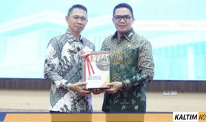 Wali Kota Samarinda, Andi Harun menyerahkan LKPD Tahun Anggaran 2025 kepada BPK Perwakilan Kalimantan Timur