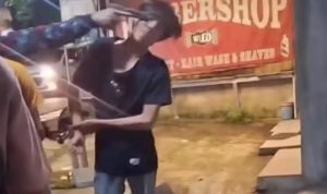 Foto: Prajurit TNI AD Diduga Aniaya Sopir Taksi Online di Tangsel. Sumber: Istimewa.