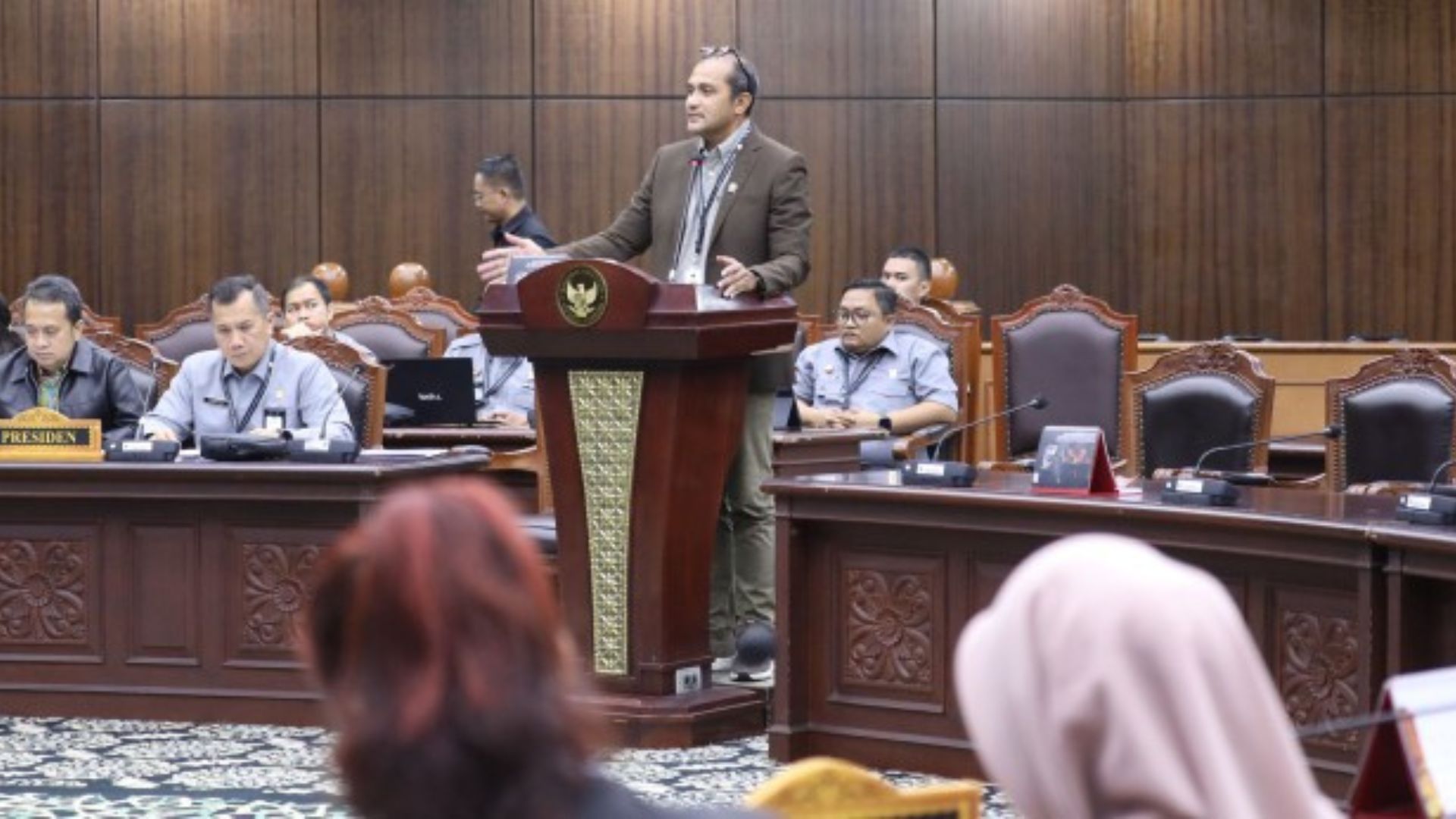 Foto: Wakil Menteri Hukum RI Edward Omar Sharif Hiariej. Sumber: MK.