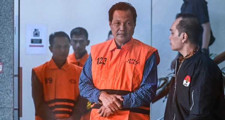 Foto: Bupati Muara Enim, Edison, sebagai tersangka dalam kasus dugaan suap dan gratifikasi. Sumber: Istimewa.