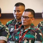 Foto: Sersan Dua Edi Sudarko, Letnan Satu Budhi Hariyanto Widhi, Kapten Nandala Dwi Prasetyo, dan Letnan Satu Sami Lakka. Sumber: Istimewa.