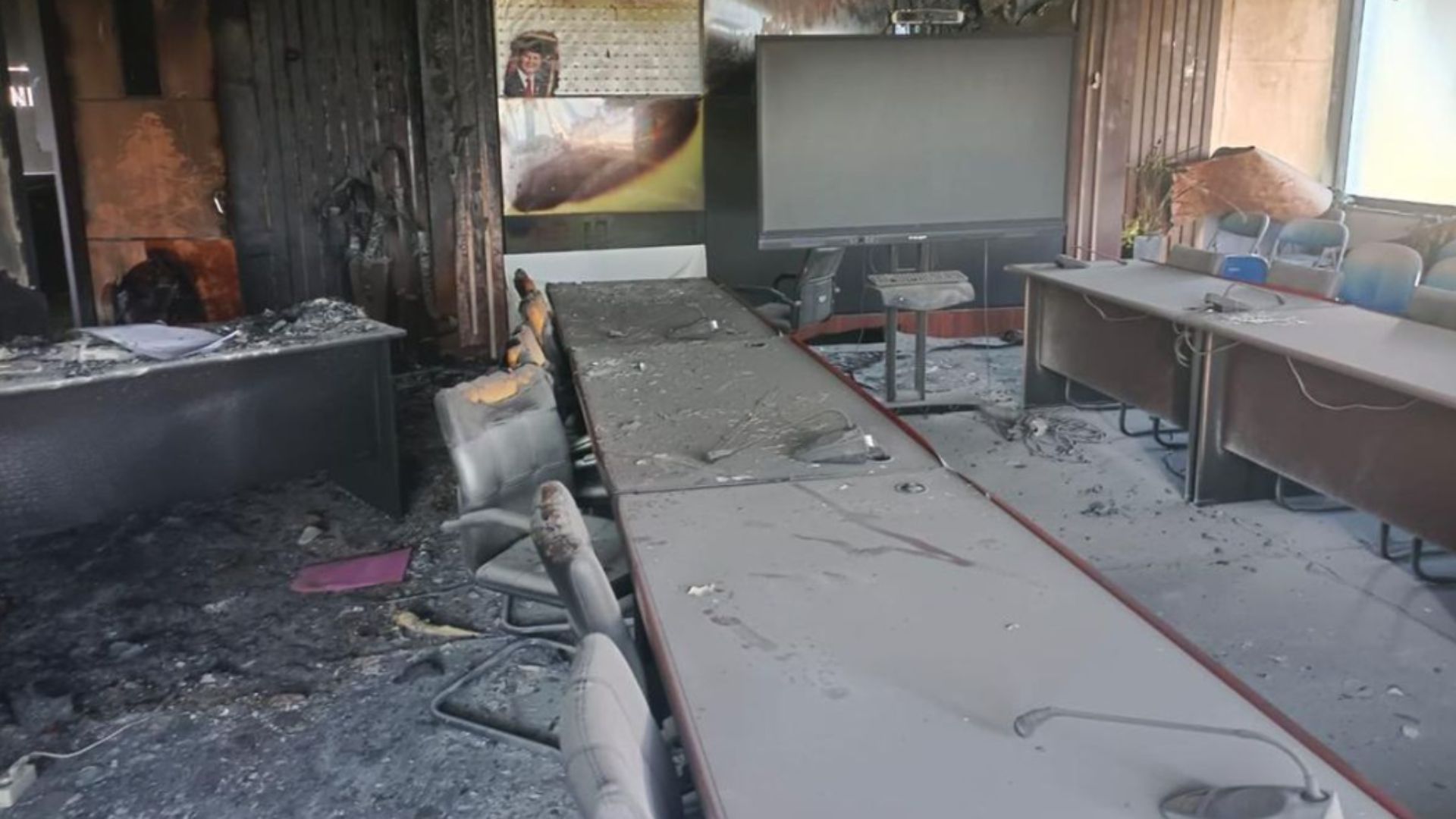Foto: Ruang Rapat di Diskominfo Kukar yang Terbakar. Sumber: Istimewa.