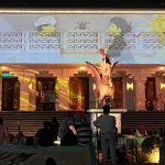 Foto: Penampilan vide mapping Putri Karang Melenu di Gedung Museum Negeri Mulawarman. Sumber: Istimewa. Foto: Penampilan vide mapping Putri Karang Melenu di Gedung Museum Negeri Mulawarman. Sumber: Istimewa.
