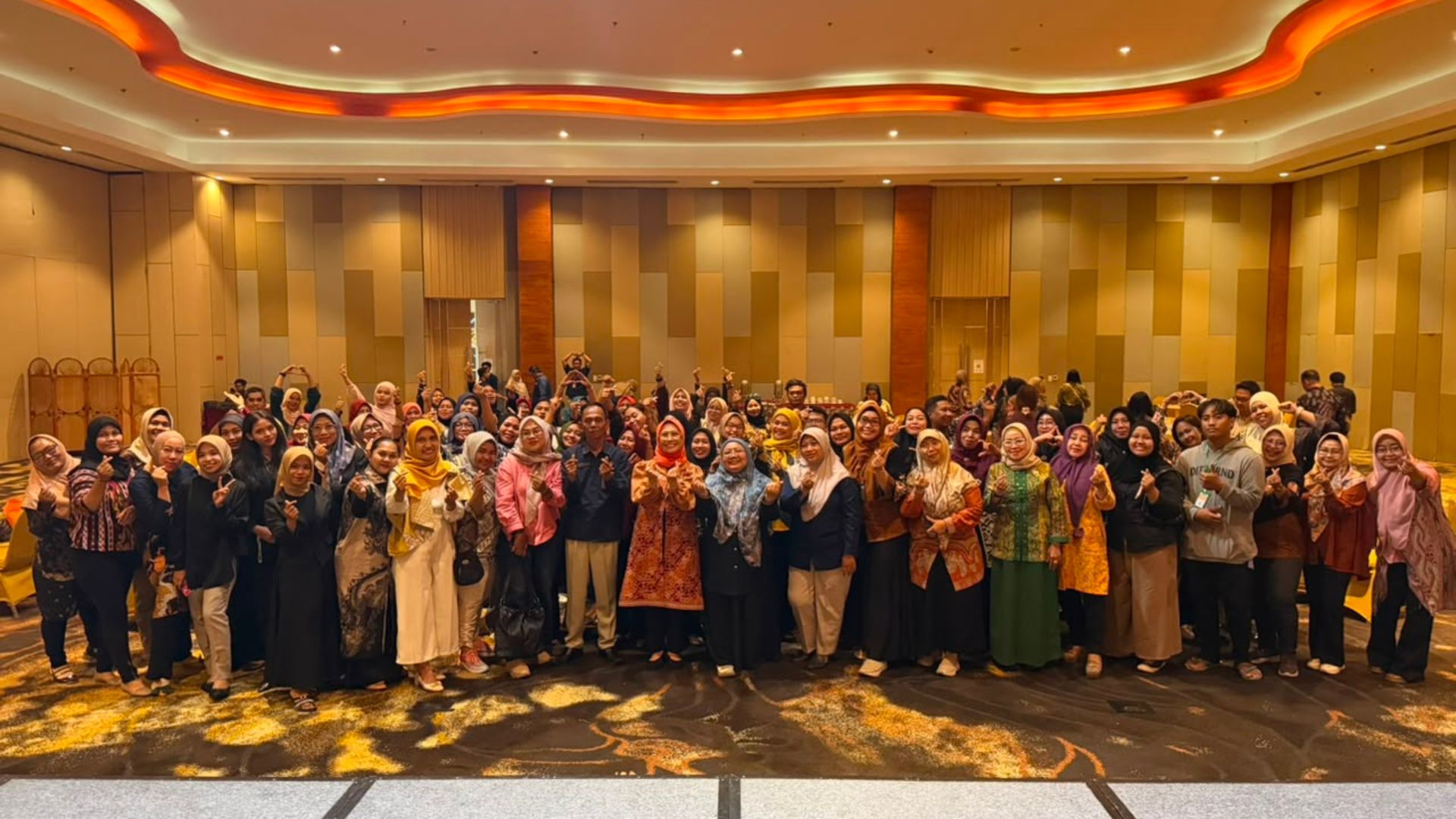 Foto: Hetifah Dorong Sensus Ekonomi 2026 Jadi Dasar Kebijakan Ekonomi di Kaltim. Sumber: Istimewa.